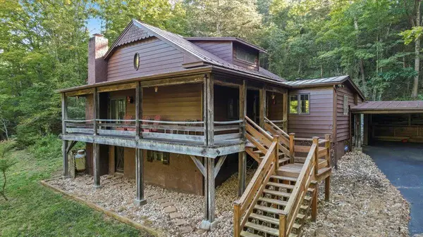 6614 MIDDLEBROOK RD, Raphine, VA 24472