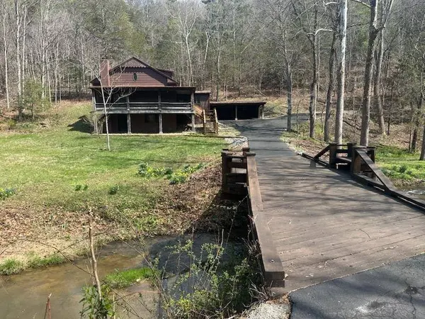 6614 MIDDLEBROOK RD, Raphine, VA 24472