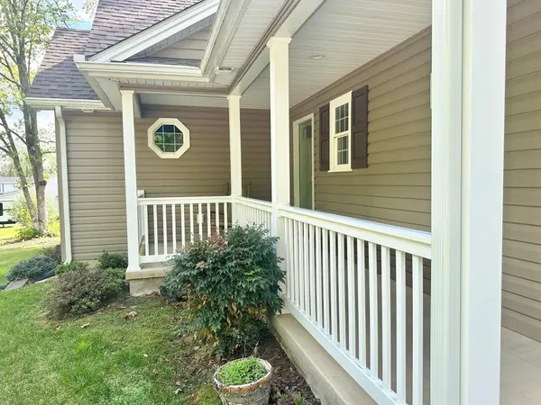 24 HOKIE LN, Stuarts Draft, VA 24477