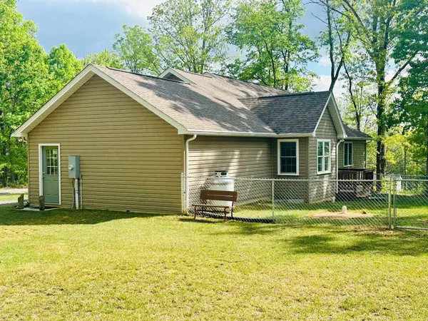 24 HOKIE LN, Stuarts Draft, VA 24477