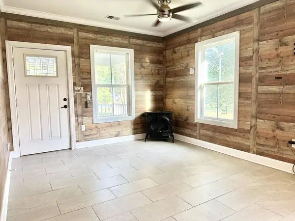 2221 CRABTREE FALLS HWY, Massies Mill, VA 22967