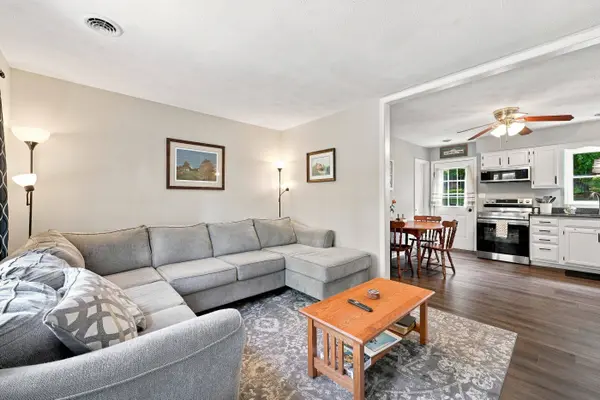 110 LAMBERT ST, Staunton, VA 24401