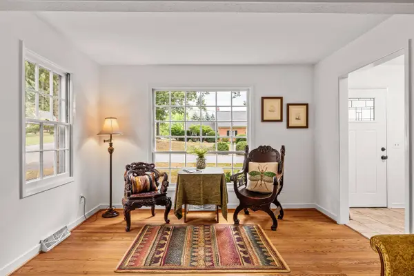 426 WINDEMERE DR, Staunton, VA 24401