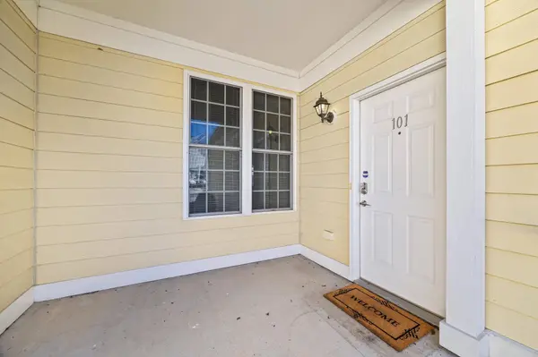 45 WINDGATE CIR #101, Fishersville, VA 22939