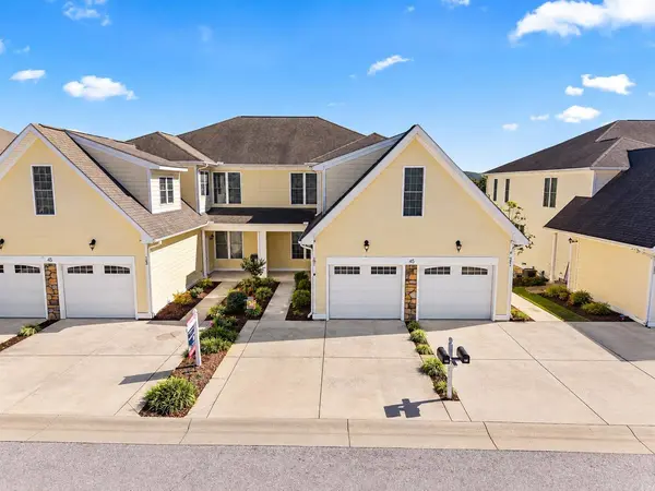 45 WINDGATE CIR #101