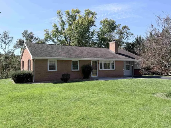 603 DOOMS CROSSING RD, Waynesboro, VA 22980
