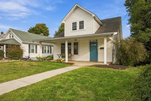 738 HIGHLAND AVE