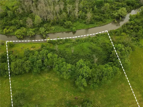 132 Waters Edge DR, Cooperstown, NY 13326