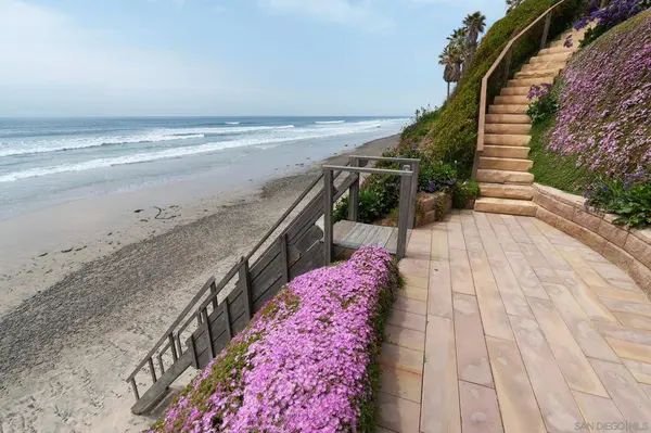 1230 Neptune Ave, Encinitas, CA 92024