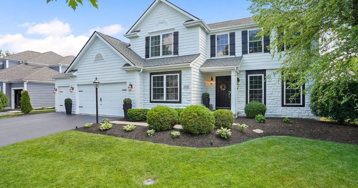 Well-maintained suburban Central Ohio home exterior before a showing