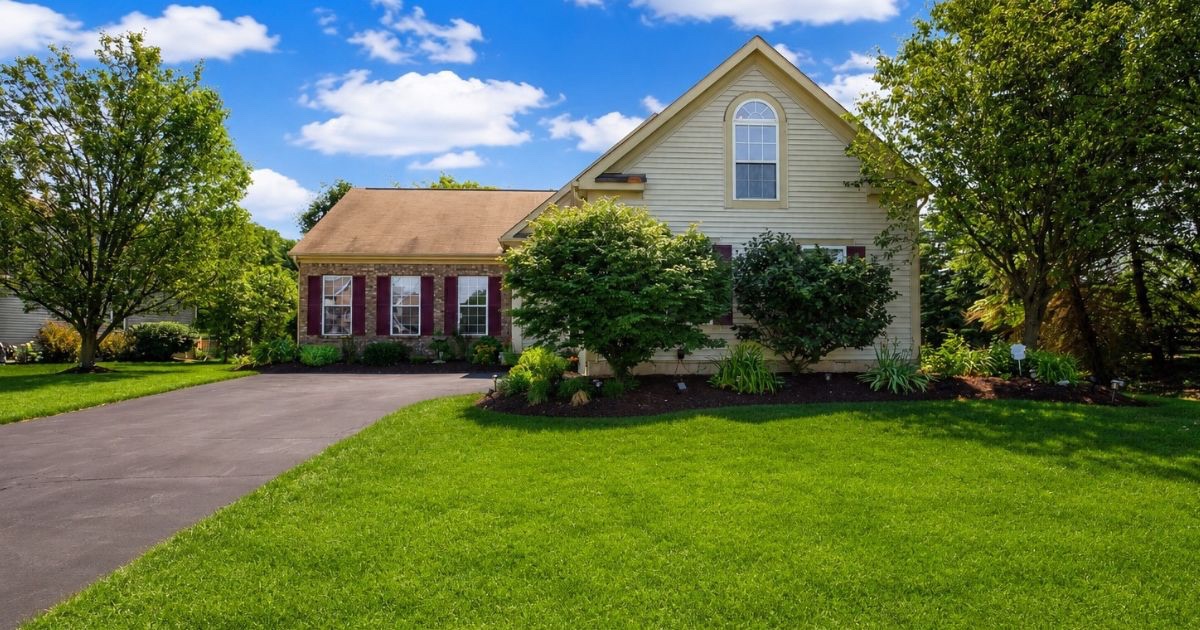 Well-maintained Lewis Center Ohio home being prepared for sale