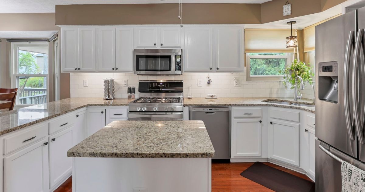Functional Central Ohio home floor plan with practical kitchen and living space