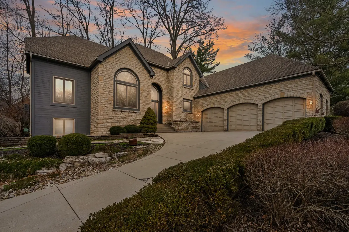 Lake Bluff Home in Worthington Ohio
