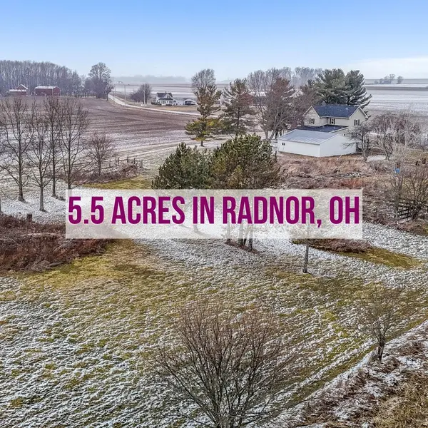 Farmhouse on 5.5 Acres in Radnor Ohio | Buckeye Valley Schools