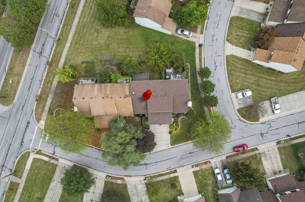 810 Applewood Lane, Westerville, OH 43081