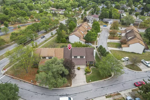 810 Applewood Lane, Westerville, OH 43081