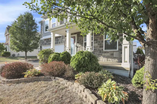 4322 Archway Court, Grove City, OH 43123