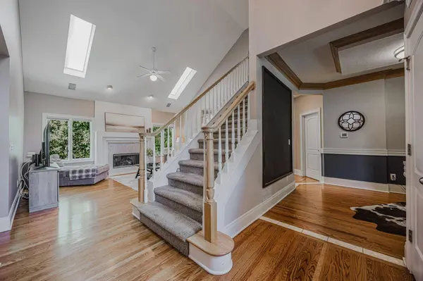 3694 Waverly Place Drive, Lewis Center, OH 43035