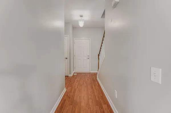7815 Royal Park Drive, Lewis Center, OH 43035