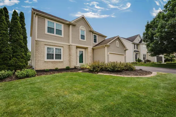 7815 Royal Park Drive, Lewis Center, OH 43035