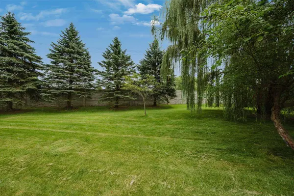 7815 Royal Park Drive, Lewis Center, OH 43035