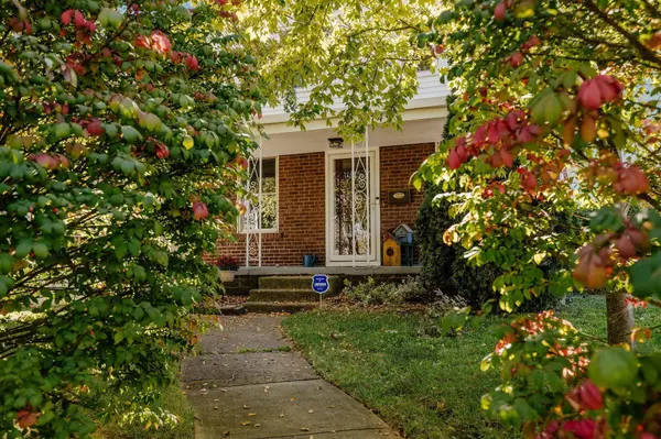 1749 Sullivant Avenue, Columbus, OH 43223