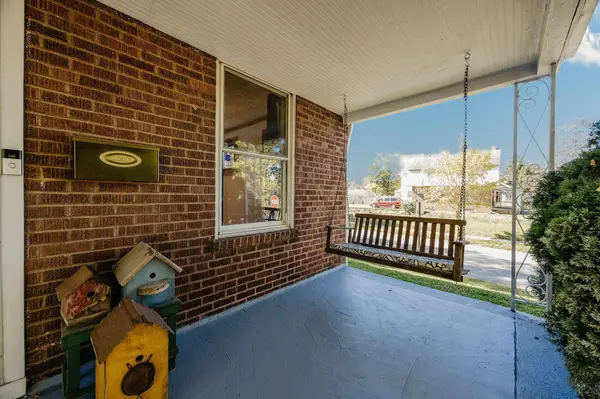 1749 Sullivant Avenue, Columbus, OH 43223