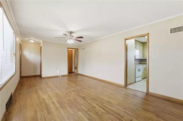 13609 Cypress AVE, Grandview, MO 64030