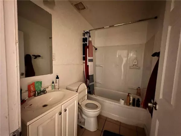 8009 Park AVE, Kansas City, MO 64132