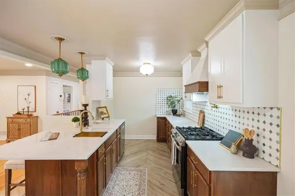 5600 Roe BLVD, Roeland Park, KS 66205