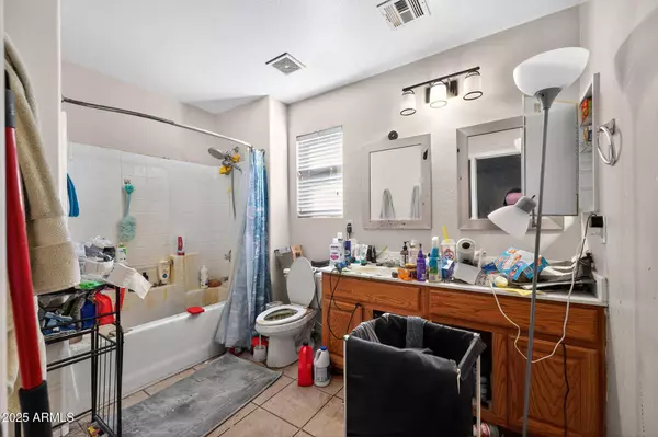 660 E EL PRADO Road, Chandler, AZ 85225