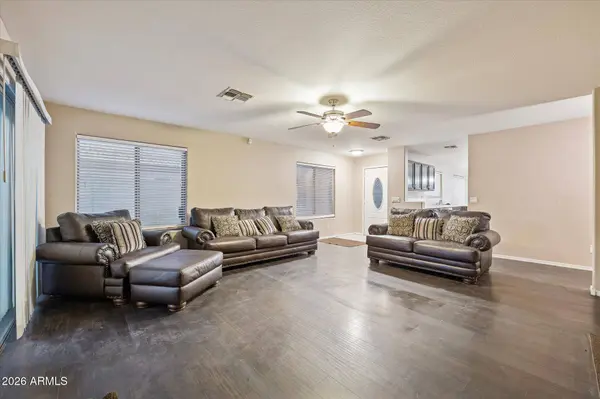 2233 W ALTA VISTA Road, Phoenix, AZ 85041