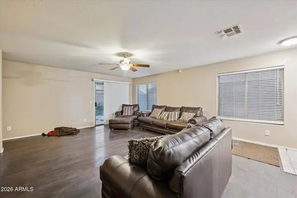 2233 W ALTA VISTA Road, Phoenix, AZ 85041