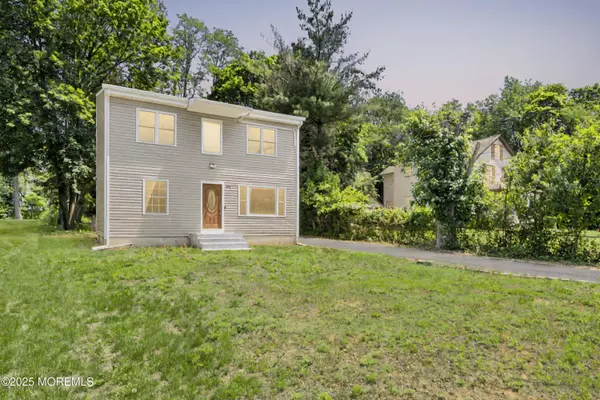 132 Millhurst Road, Manalapan, NJ 07726