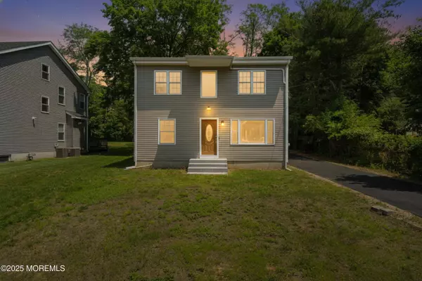 132 Millhurst Road, Manalapan, NJ 07726