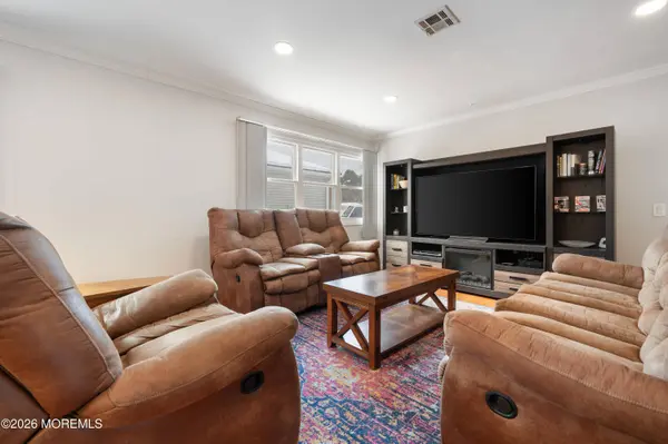 20 Camrose Street, Toms River, NJ 08757