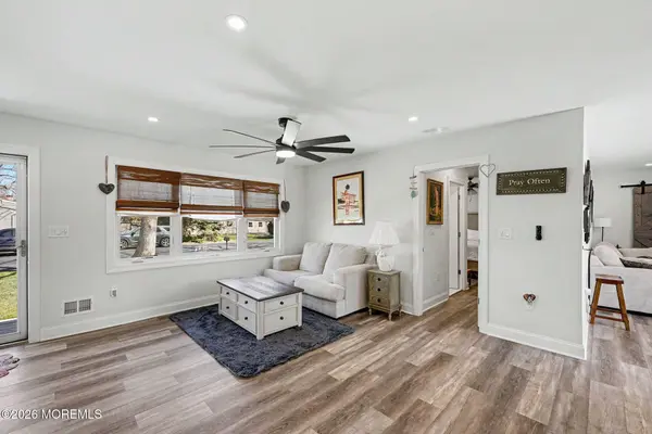 1146 Kenton Drive, Toms River, NJ 08753