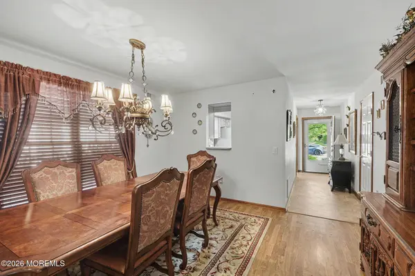 1616 Goldspire Road, Toms River, NJ 08755