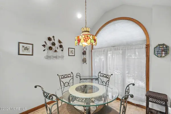 1616 Goldspire Road, Toms River, NJ 08755