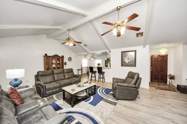 16306 Forest Way DR, Houston, TX 77090