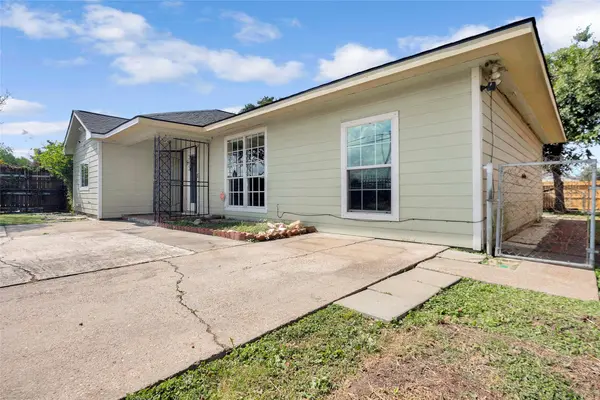 2919 Cochran ST, Houston, TX 77009