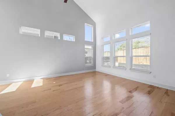 1406 Casa DR, Austin, TX 78745