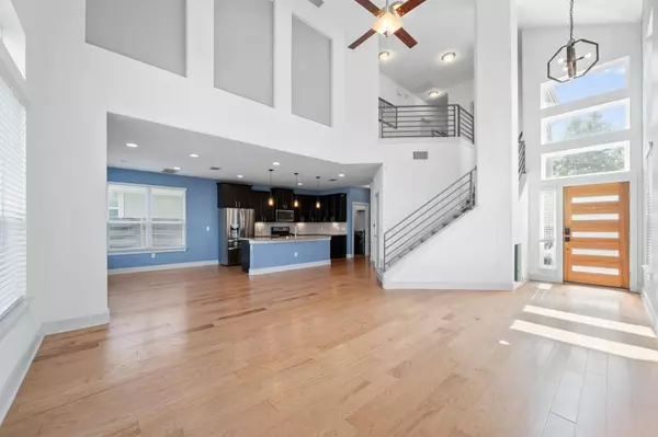 1406 Casa DR, Austin, TX 78745