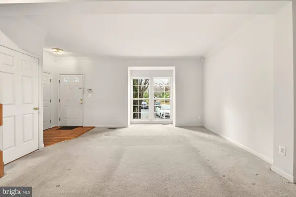 15115 GAFFNEY CIR, Gainesville, VA 20155