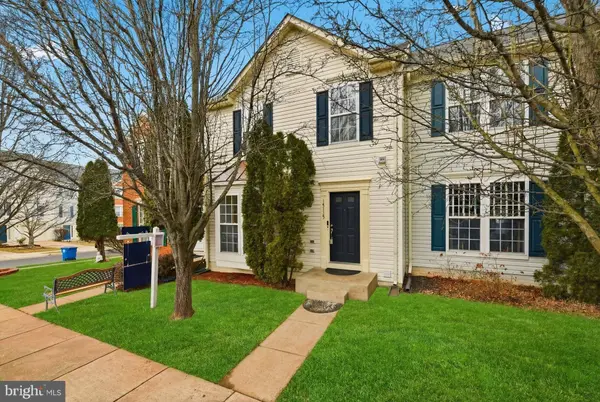 15115 GAFFNEY CIR, Gainesville, VA 20155