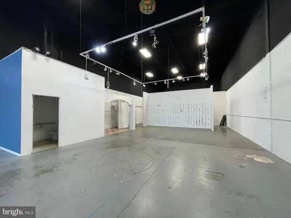 21760 BEAUMEADE CIR #180, Ashburn, VA 20147