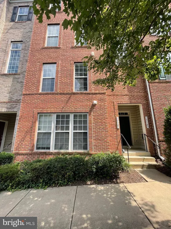 15181 LANCASHIRE DR, Woodbridge, VA 22191