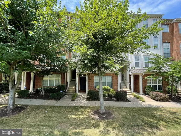 42301 ONYX TER, Aldie, VA 20105