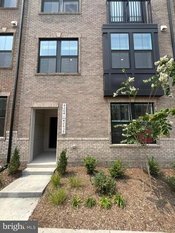 42639 DARALA DR, Ashburn, VA 20147