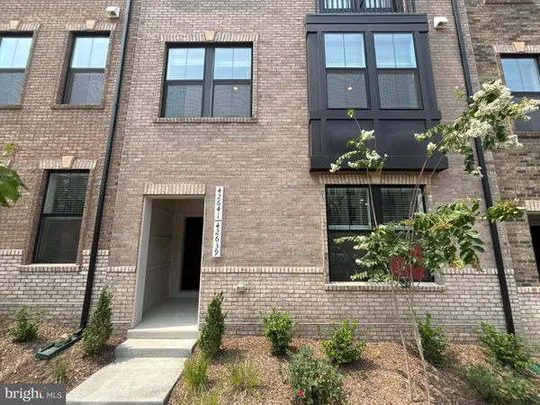 42639 DARALA DR, Ashburn, VA 20147